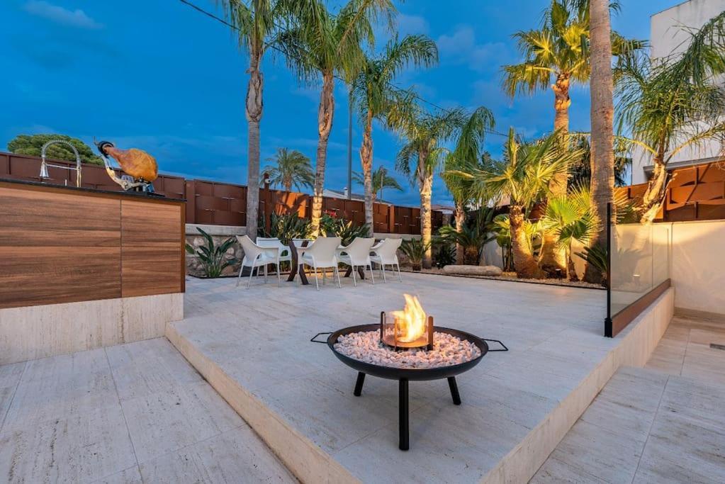 Апартаменти Lusso E Relax Con Piscina A 2 Minuti Dal Mare Miami Playa Екстер'єр фото